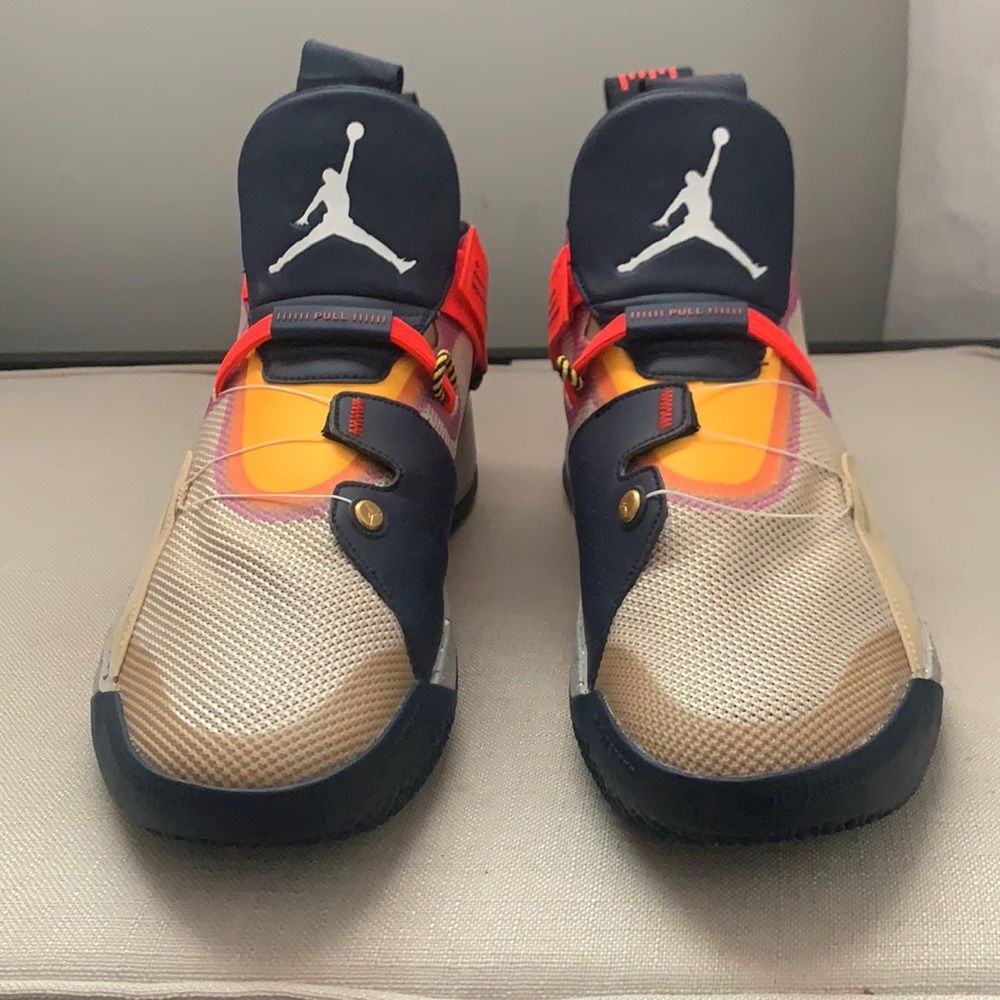 Jordan 33 Visible Utility Mens size 11
